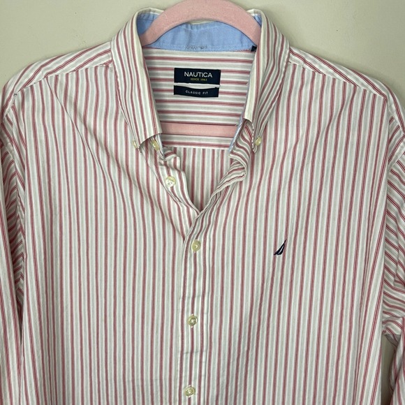 ❄️3/$18 NAUTICA Men's Red Pinstripe Cotton Oxford, 17 Neck 34/35‎ - Picture 2 of 6